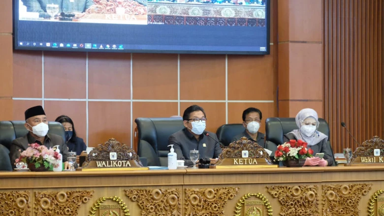 Rapat Paripurna DPRD Kota Depok Dalam Rangka Penyerahan Pokir DPRD Tahun 2022