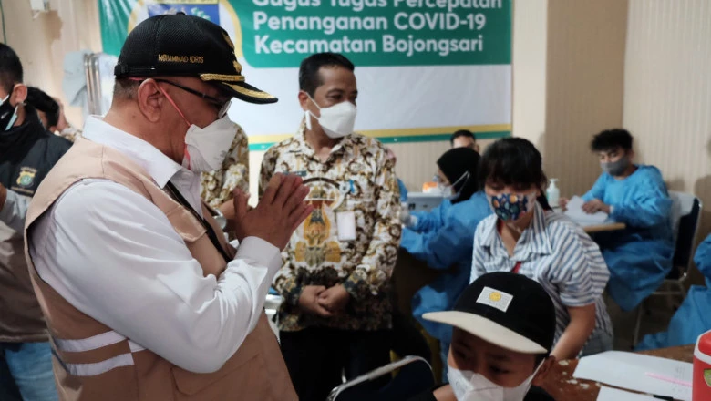 Wali Kota Tinjau Gebyar Vaksin di Kecamatan Bojongsari