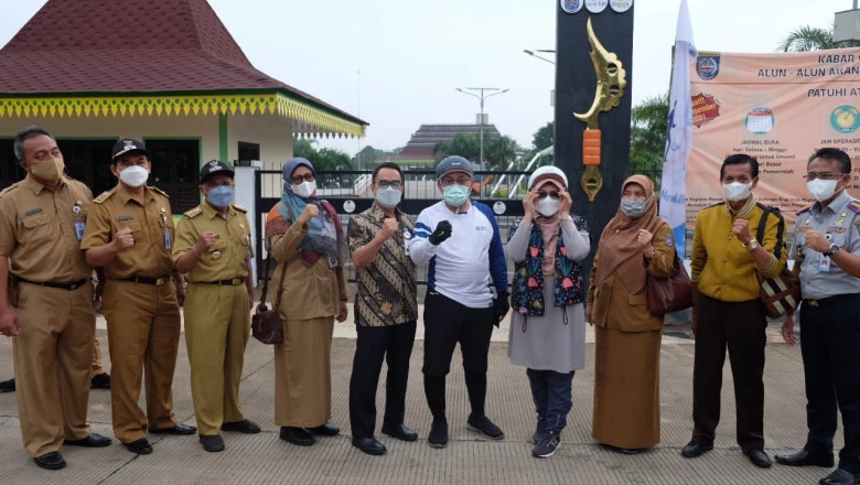 Wali Kota Tinjau Langsung Pembukaan Kembali Alun-alun Kota Depok