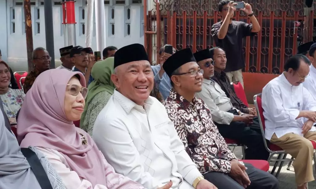 Hadiri Halalbihalal RW 23 Pondok Duta 2, Kiai Idris: Keakraban di Sini Bisa Mempersatukan Warga