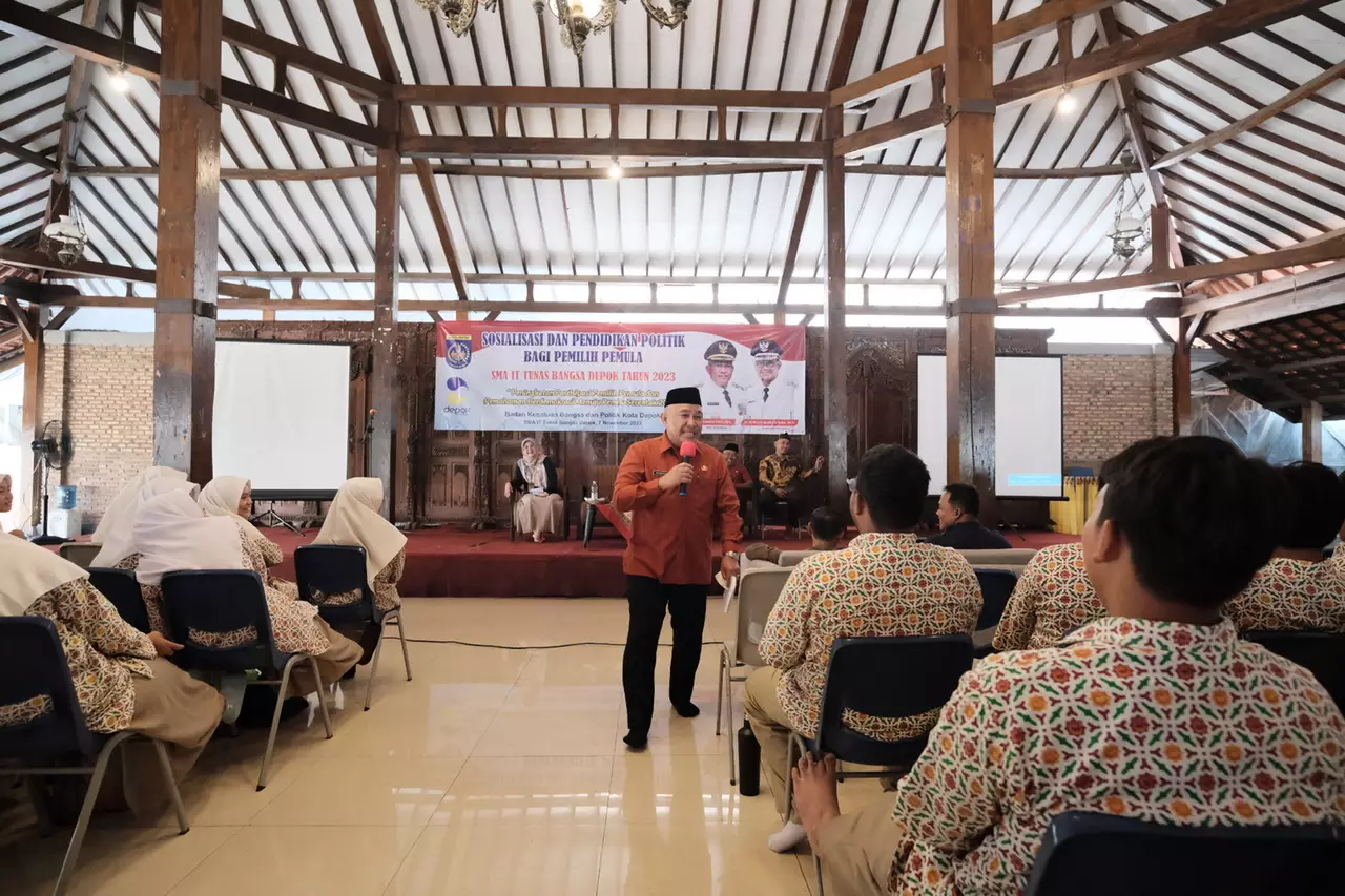 Bakesbangpol Depok Gelar Sosialisasi dan Pendidikan Politik di SMAIT Tunas Bangsa