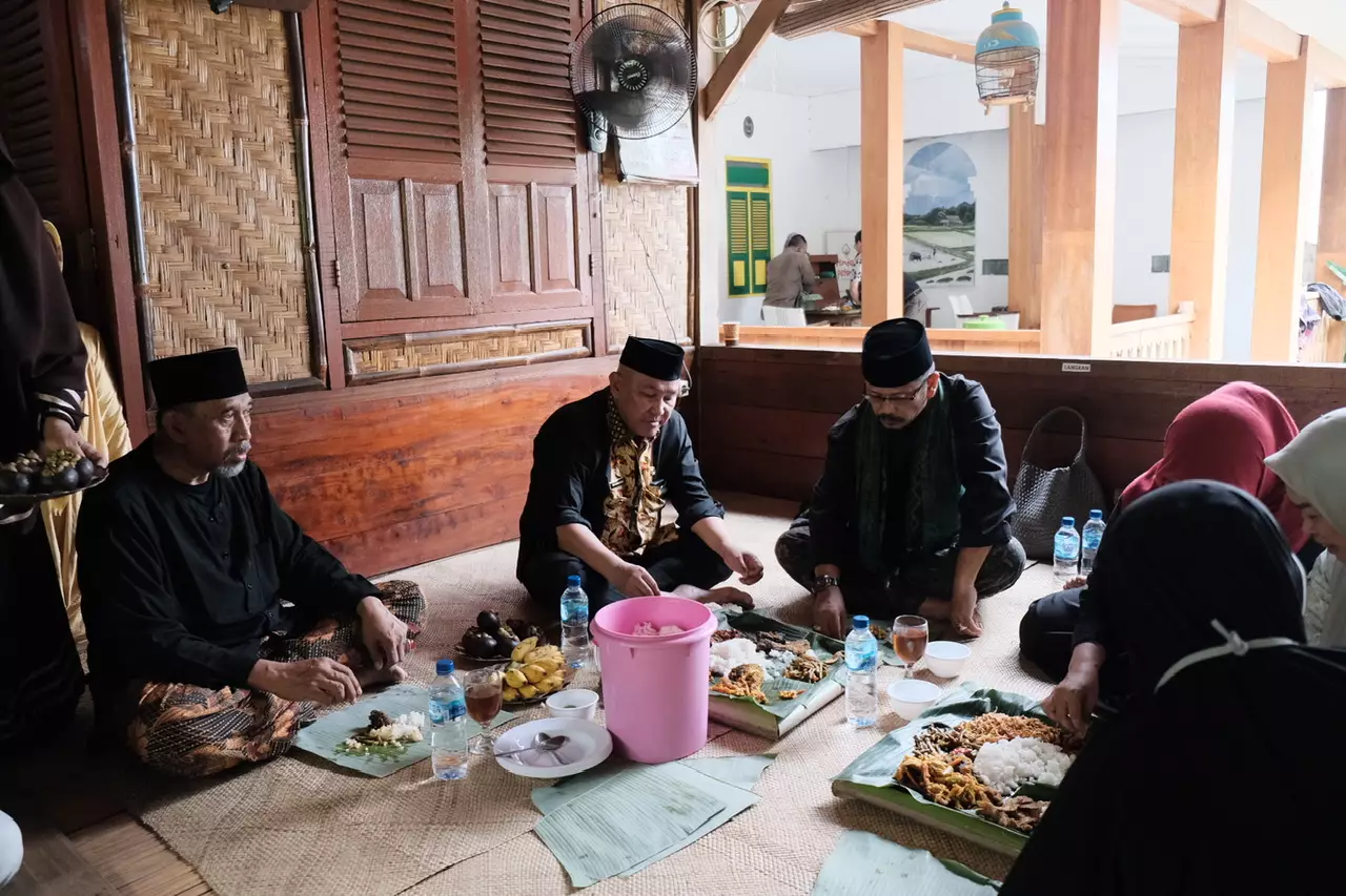 Wali Kota Depok Hadiri Acara Ruwahan di Rumah Budaya KOOD