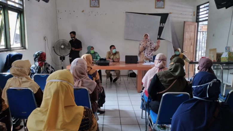 Pemberian Vitamin A di Kecamatan Limo Gunakan Protokol Kesehatan