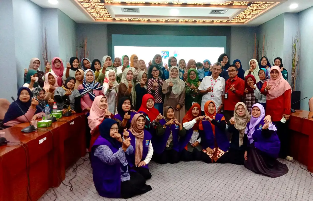 Puluhan Perempuan Tangguh di Kota Depok Diberikan Bantuan