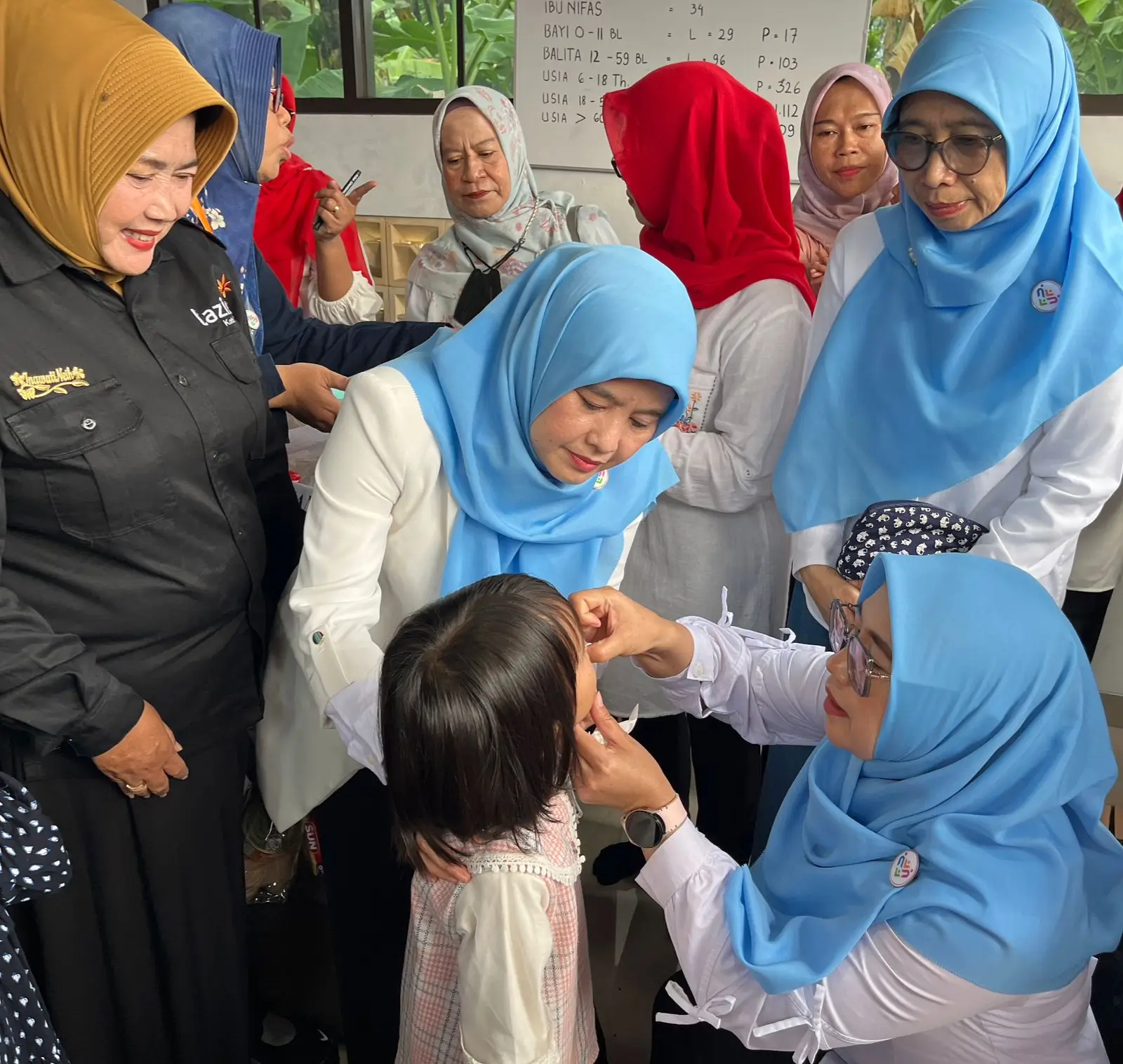 Cing Ikah Monitoring Pemberian Vitamin A di Empat Posyandu Sawangan