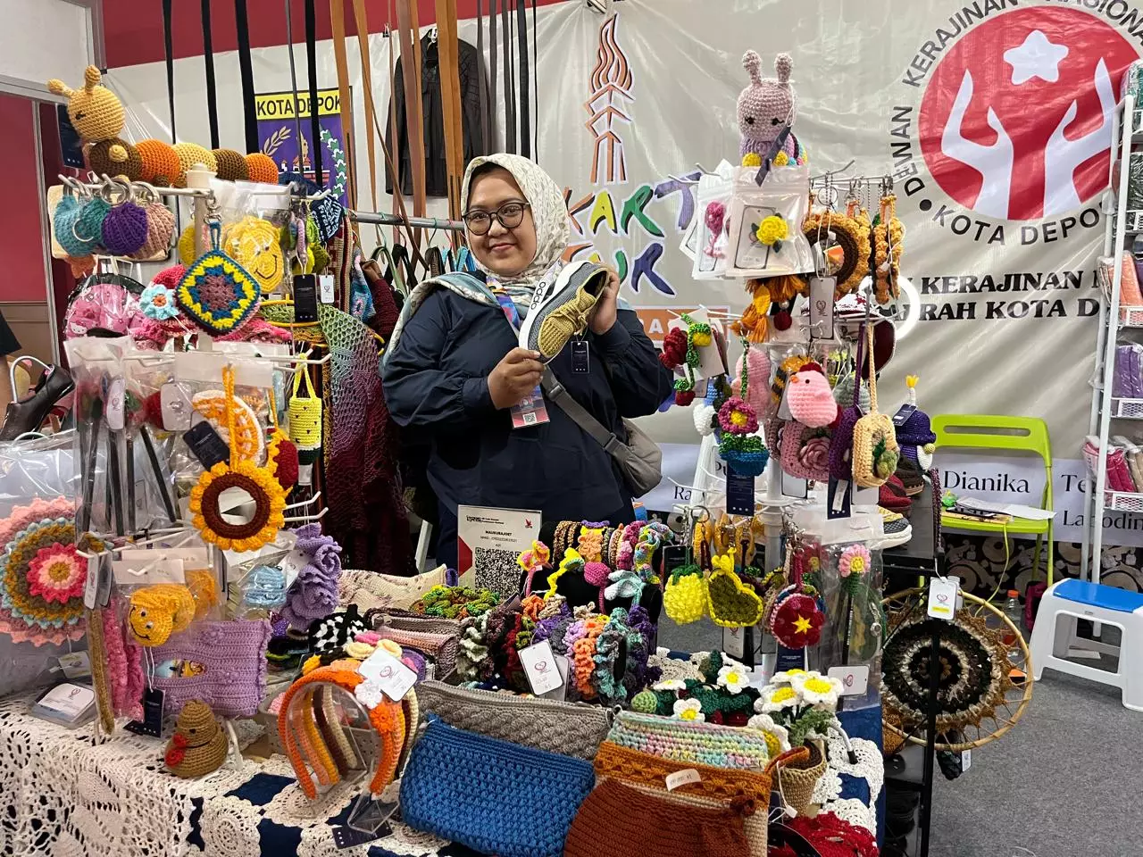Pamer Produk, Puluhan IKM Binaan Disdagin Depok Unjuk Gigi di PRJ 2024
