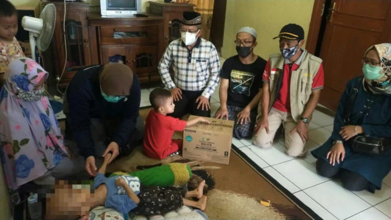 Anak Penderita Hidrosefalus di Bedahan Dapat Bantuan dari Pemkot Depok