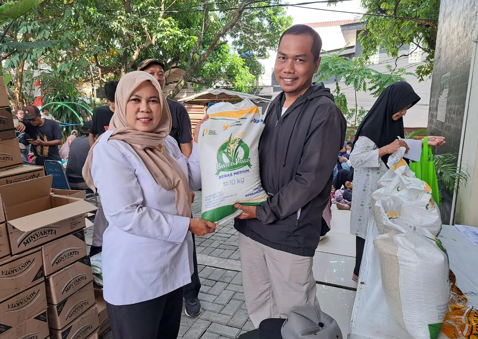 Penyaluran BPNT di Kukusan Jangkau 600 KPM, Berjalan Lancar Tanpa Keluhan