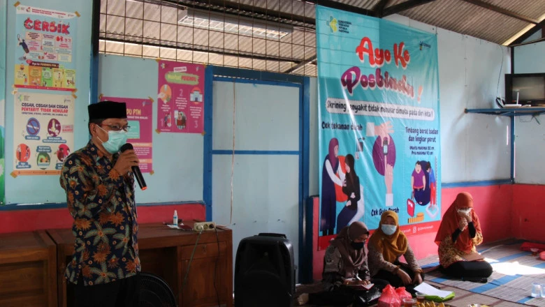 Lurah Panmas Apresiasi Kader Posbindu RW 10 Tangguh Layani Lansia