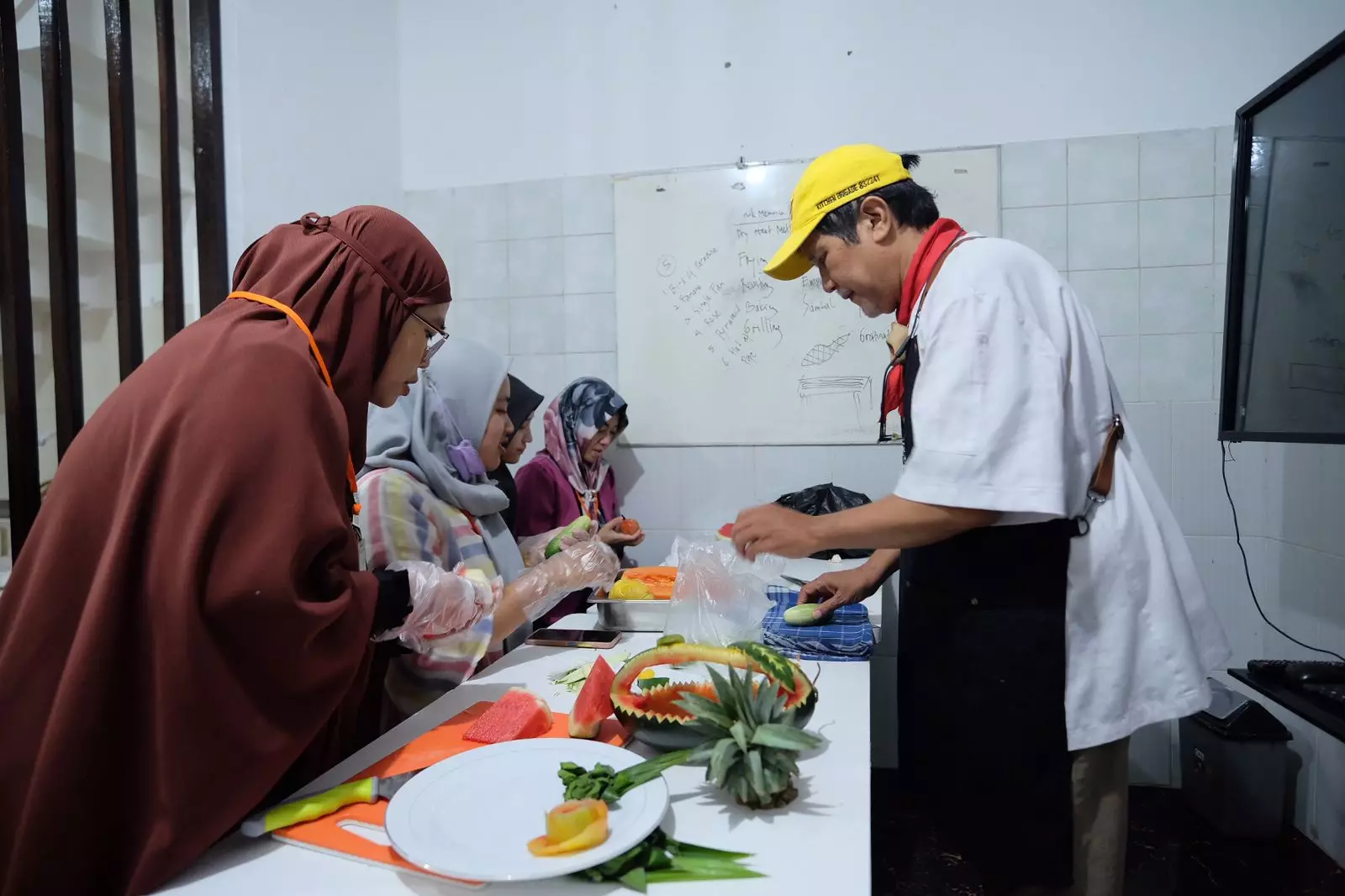 Disnaker Fasilitasi Peserta Disabilitas Ikuti Pelatihan Tata Boga