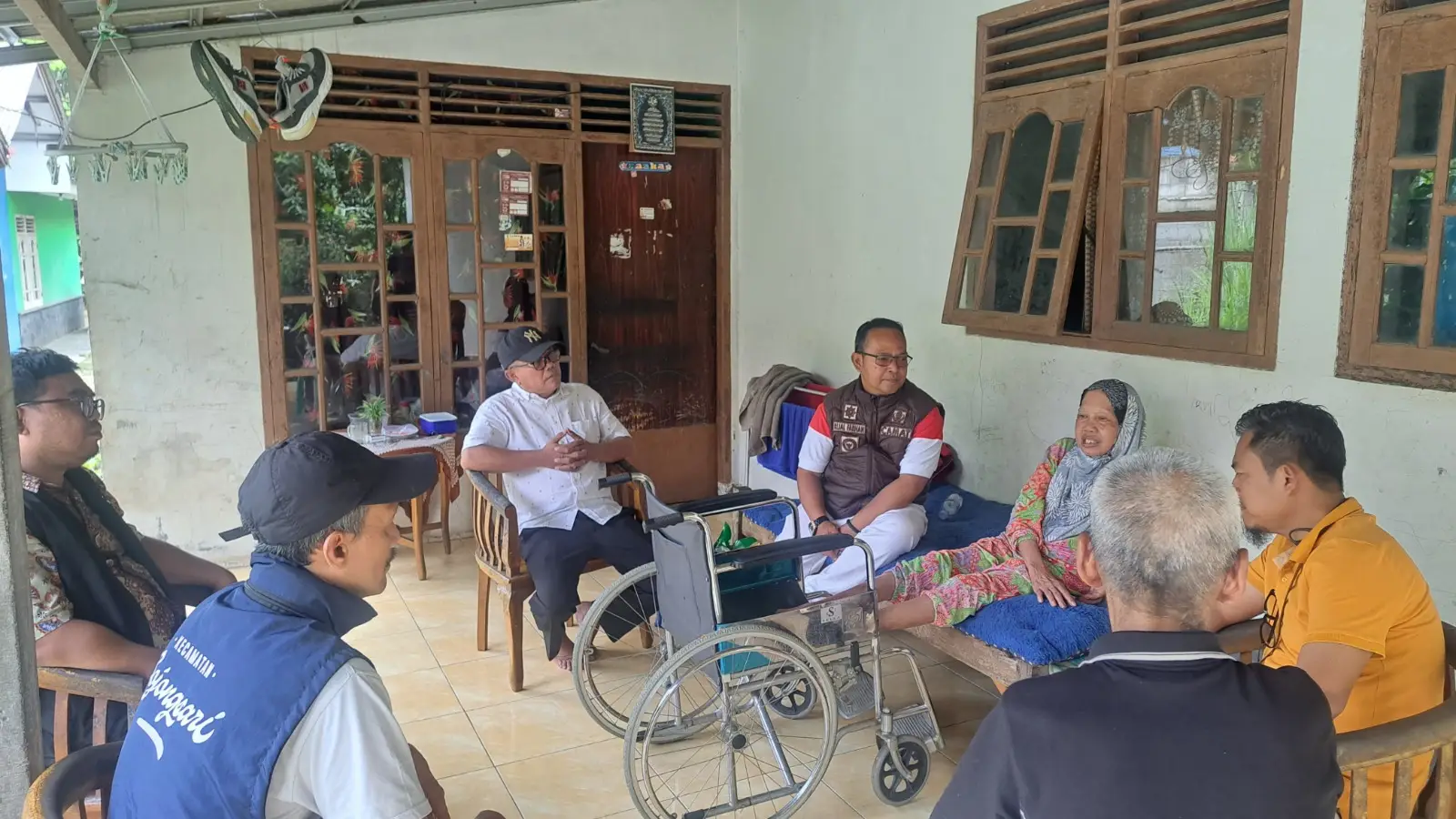 Program GPS Kali Ini Sambangi Warga Duser, Serahkan Sembako
