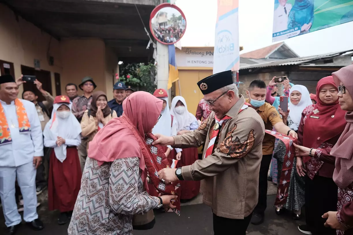 Tim Penilai Kampung KB Disambut Meriah di Kelurahan Jatijajar