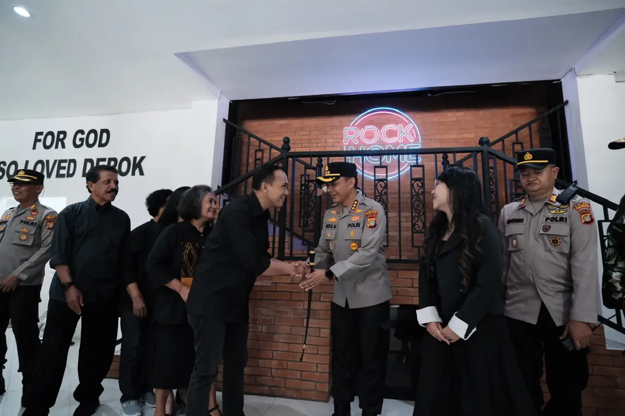 Kapolres Metro Depok Tinjau Pelaksanaan Ibadah Jumat Agung di GBI ROCK
