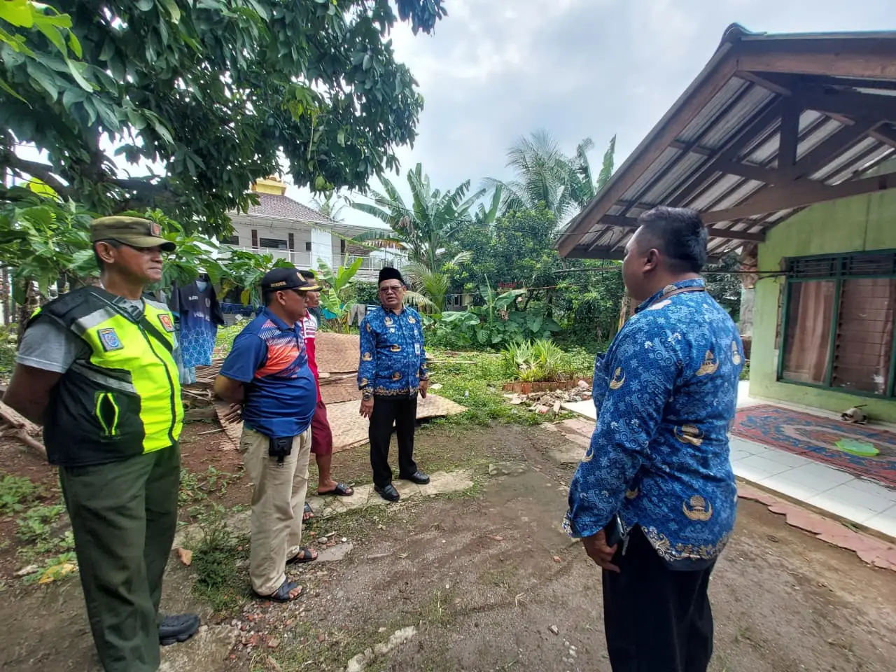 Dapat Angin Segar, Warga RW 12 Cimpaeun Bersyukur Rumahnya Segera Diperbaiki