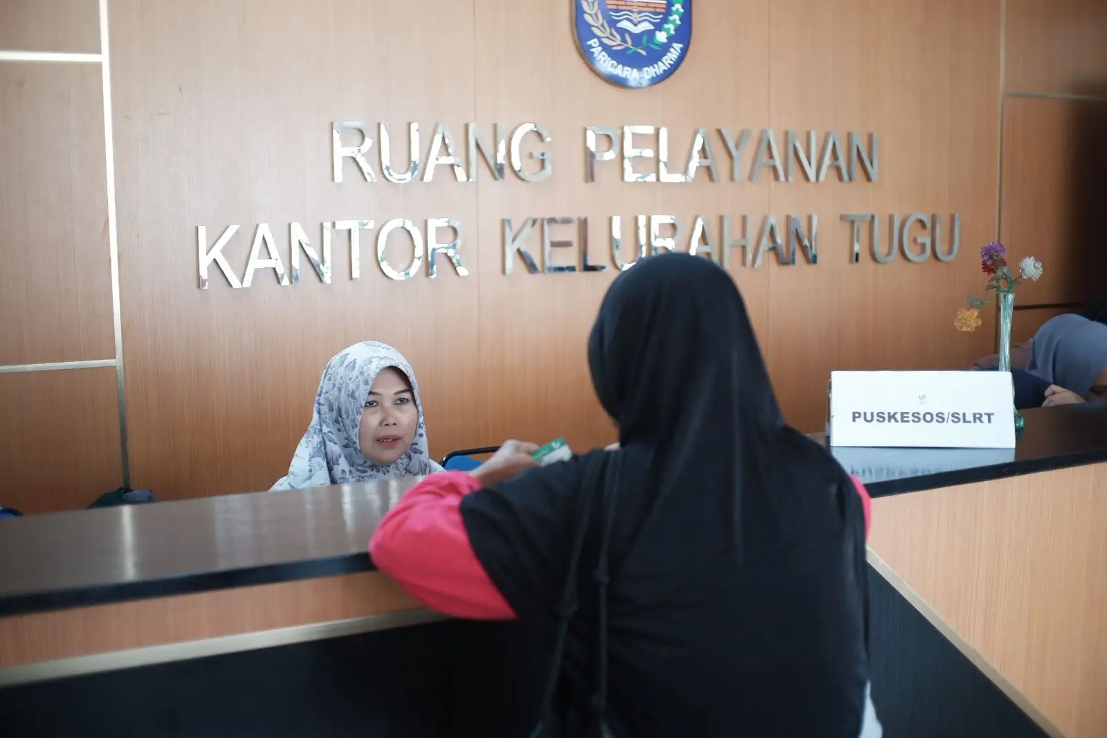 Jarang Orang Tahu, Ini Cerita di Balik Petugas Puskesos SLRT Kota Depok
