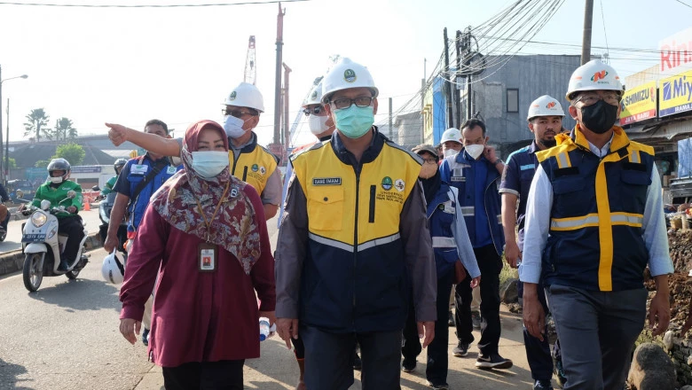 Wakil Wali Kota Depok Bersama Kadis PUPR Kunjungi Lokasi Pembangunan Underpass Dewi Sartika