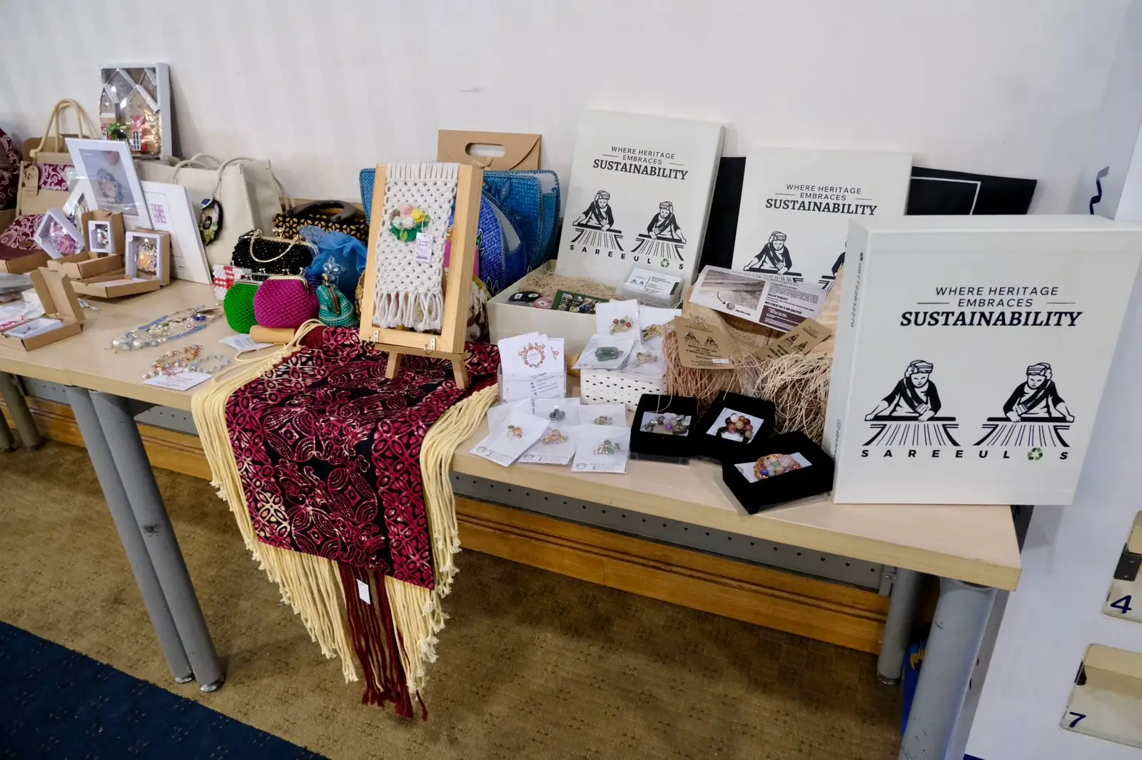 Dekranasda Depok Kurasi 330 Produk Lokal Fesyen dan Kriya
