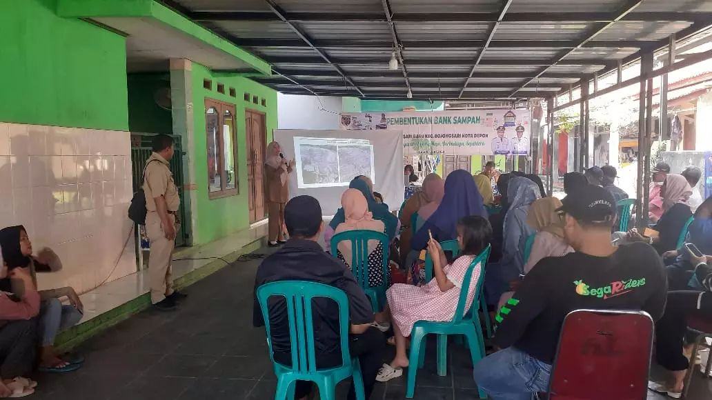 Miliki Banyak Manfaat, Bojongsari Baru Kembali Bentuk Bank Sampah di RW 01
