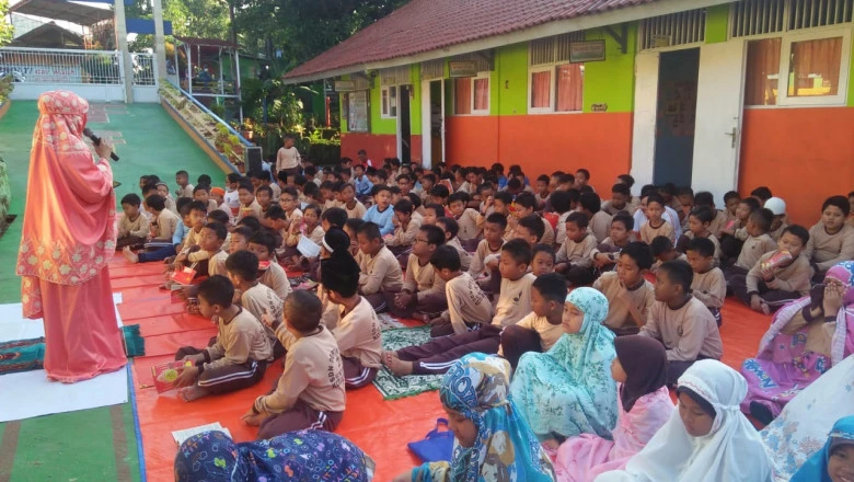 Cegah Virus Corona, Dua SDN di Depok Gelar Doa Bersama   