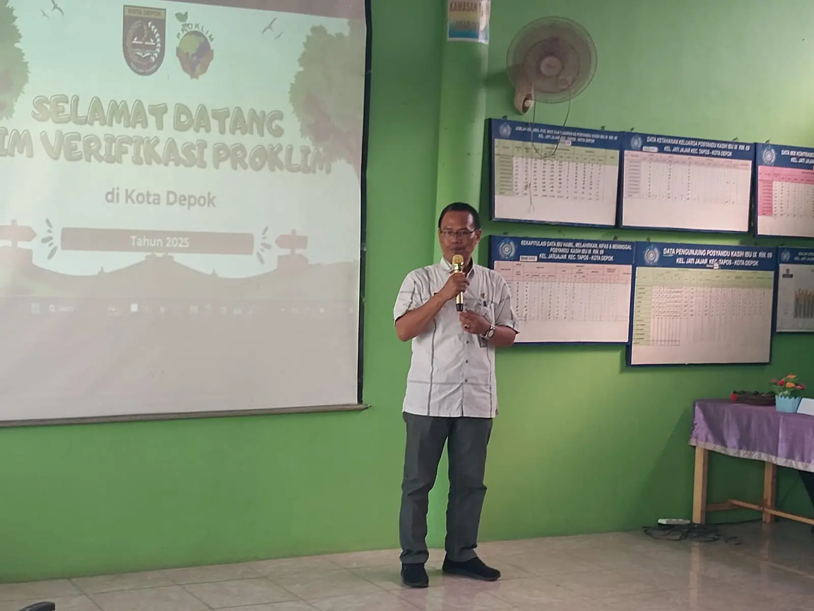 Plt Camat Tapos Dukung Penuh RW 09 Jatijajar Naik Kelas Jadi Kampung Proklim Utama
