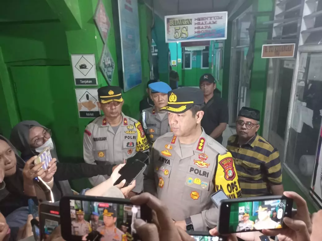 Jemput Korban Bus Terguling di Subang, Polres Metro Depok Kirim Ambulans dan Pengawalan