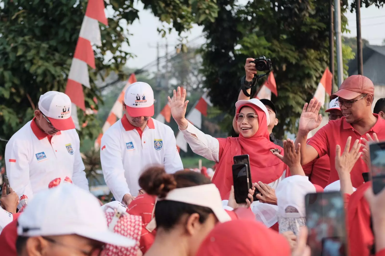 Bunda Elly Apresiasi Puncak Perayaan HUT RI Tingkat Depok di Sukatani