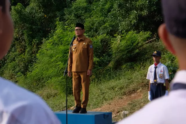 Jadi Pembina Apel di SMPN 22, Bang Imam: Manfaatkan Waktu untuk Kesuksesan