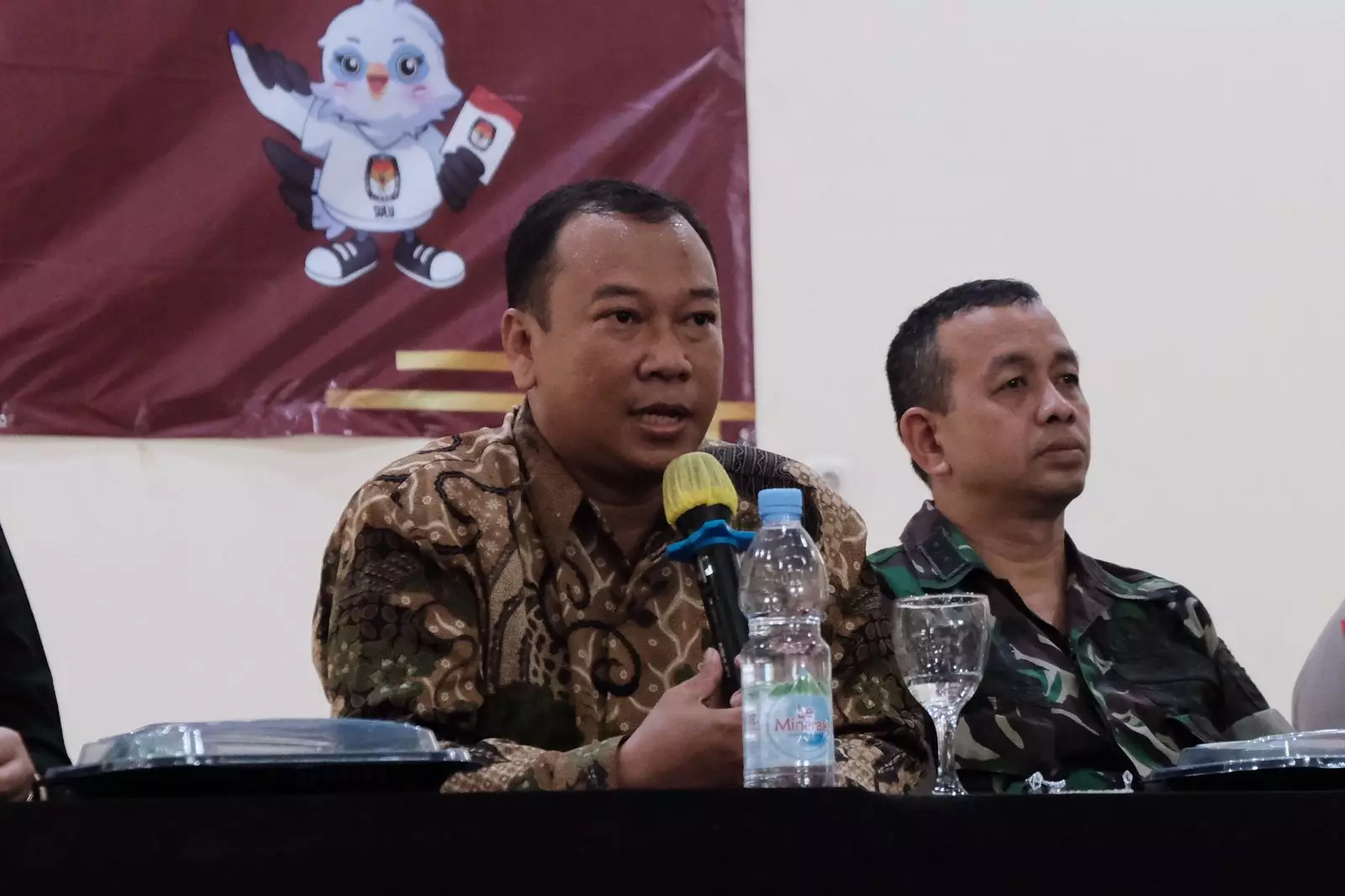 Rekapitulasi Penghitungan Suara Pemilu 2024 Tingkat Kecamatan di Depok Dimulai