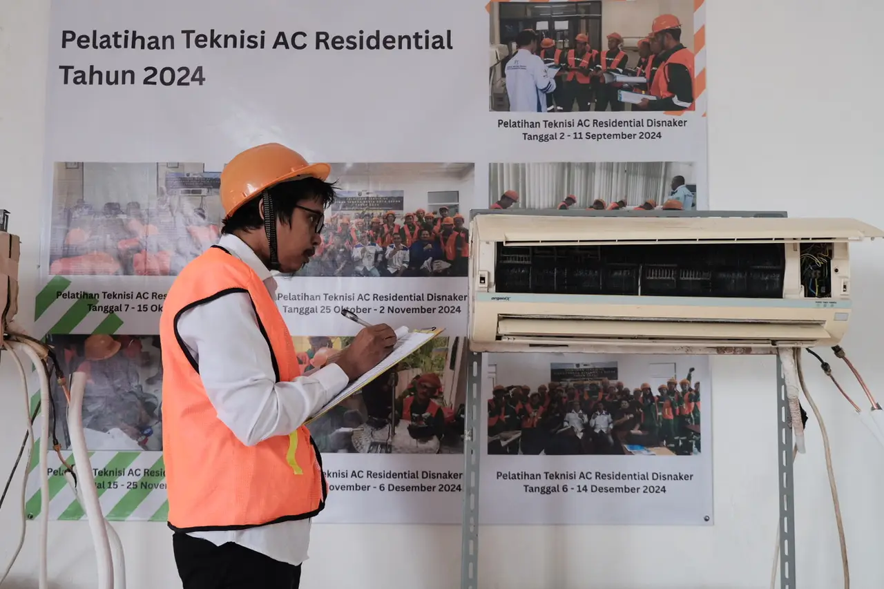 Tahap Akhir Pelatihan Service AC, Puluhan Peserta Jalani Uji Kompetensi