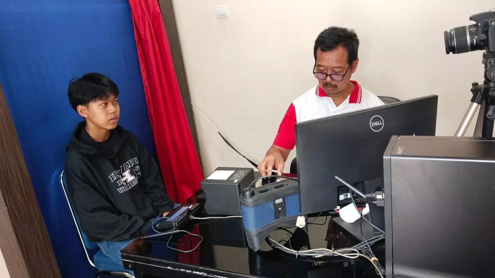 Disdukcapil Depok Tetap Buka Pelayanan Saat Pilkada 2024, Warga Bisa Rekam hingga Cetak KTP-el