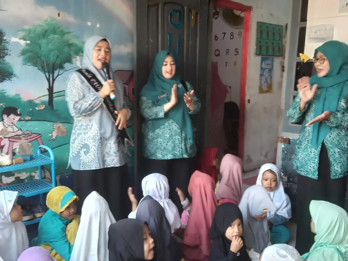 Tips Terapkan 7 Kebiasaan Anak Indonesia Hebat ala Ketua TP-PKK Cimpaeun