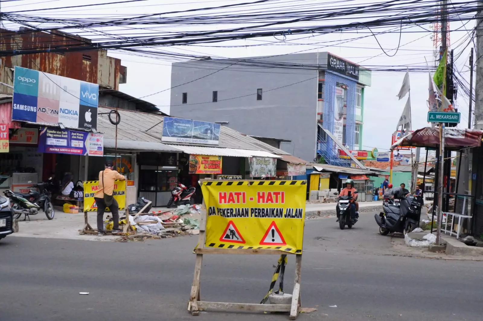 Penataan Jalan Mekarsari Lanjutan Ditargetkan Selesai Akhir Desember