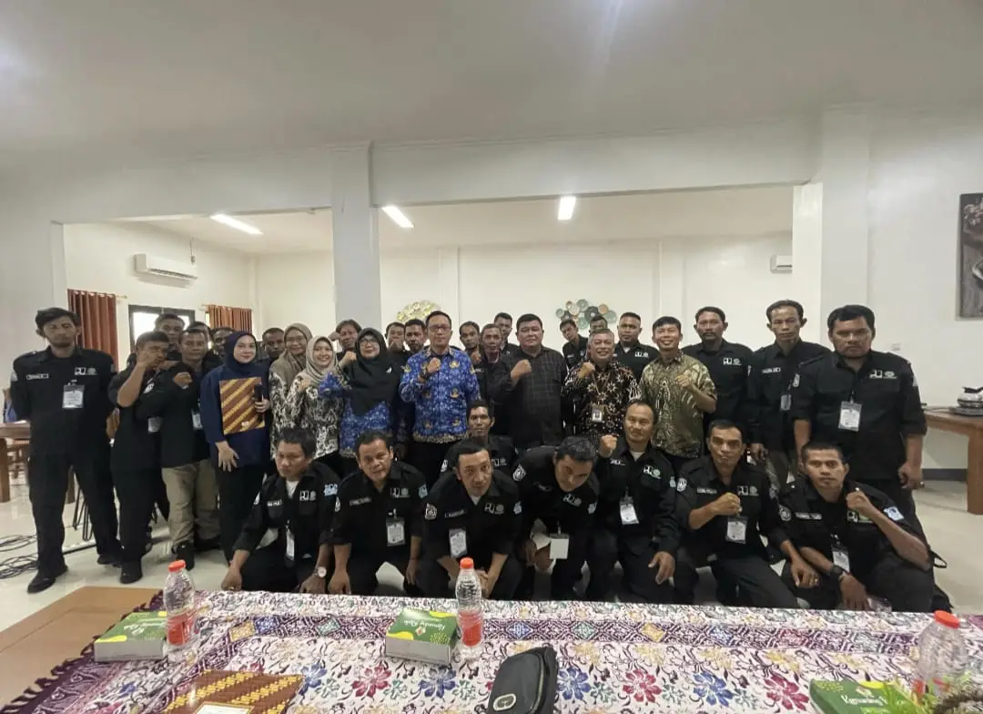 Satgas DPUPR Depok Diberi Pembekalan dan Praktik Lapangan Pemeliharaan Sungai