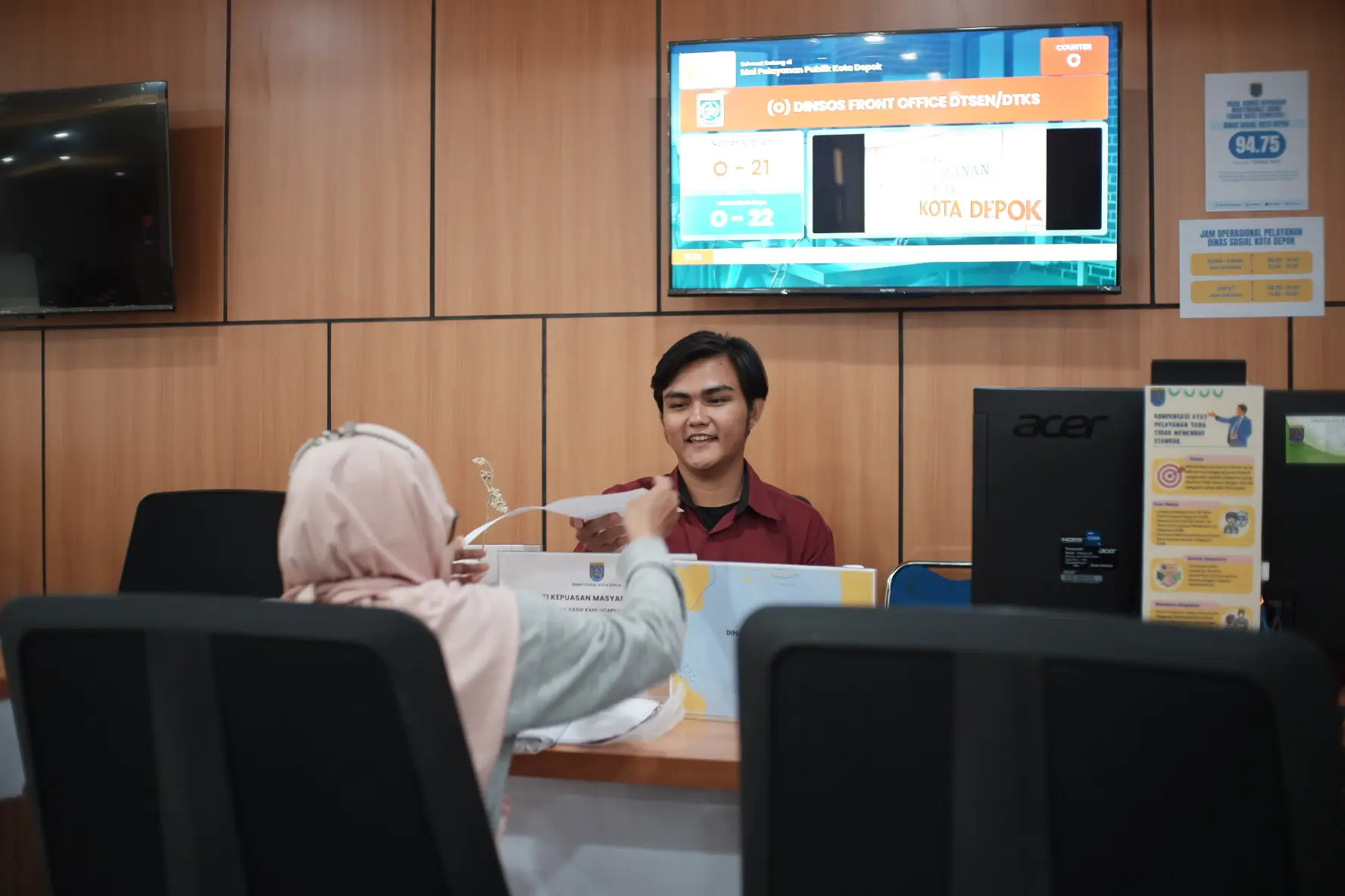 Hadir di MPP Depok, Petugas Puskesos SLRT Siaga Layani Keluhan Warga
