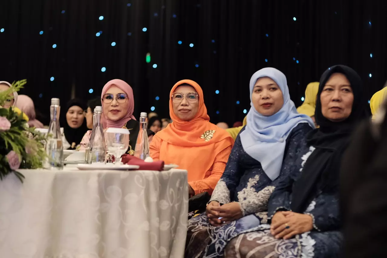 Bunda Elly Farida Hadiri Sarasehan Istri Wali Kota Se-Indonesia di Balikpapan
