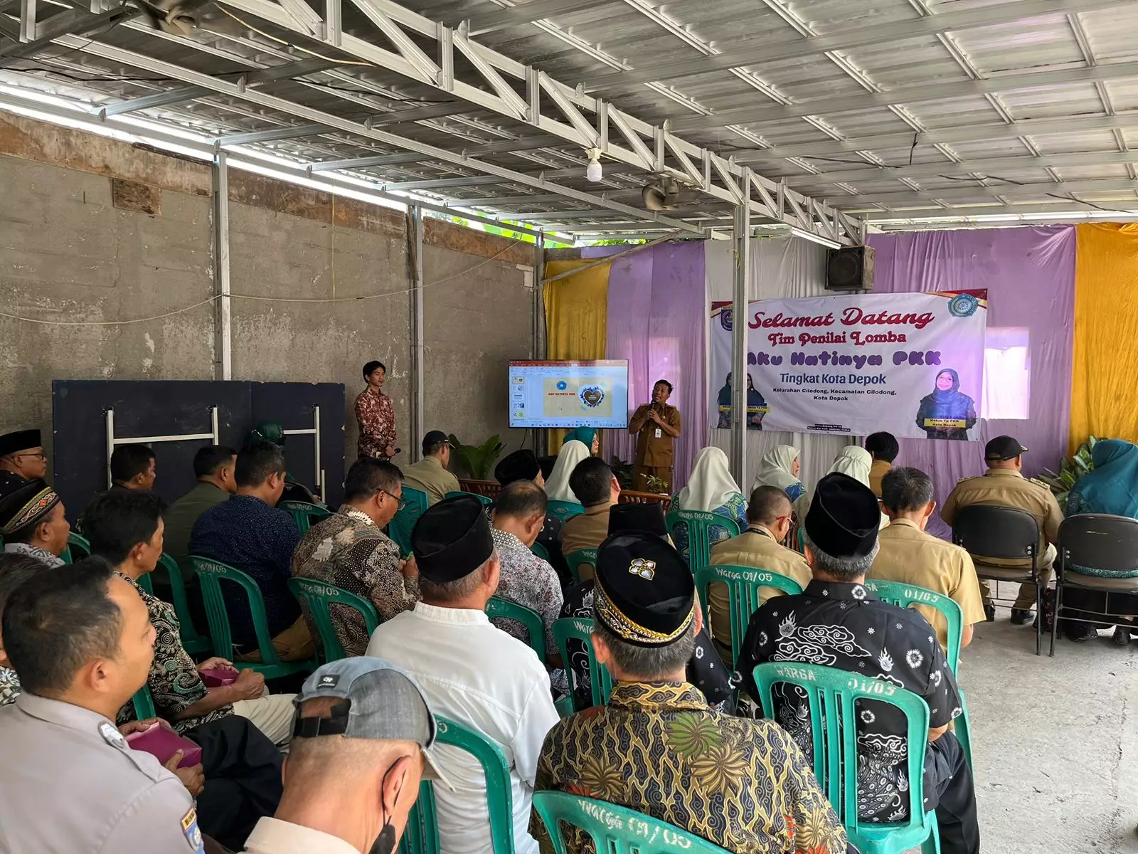 Warga Cilodong Ditekankan Pilah Sampah dari Rumah