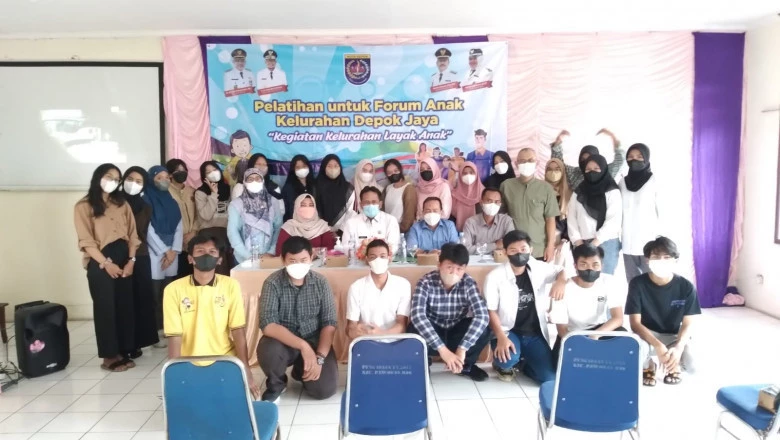 Pengurus Forum Anak Depok Jaya Dilatih Kepemimpinan dan Public Speaking
