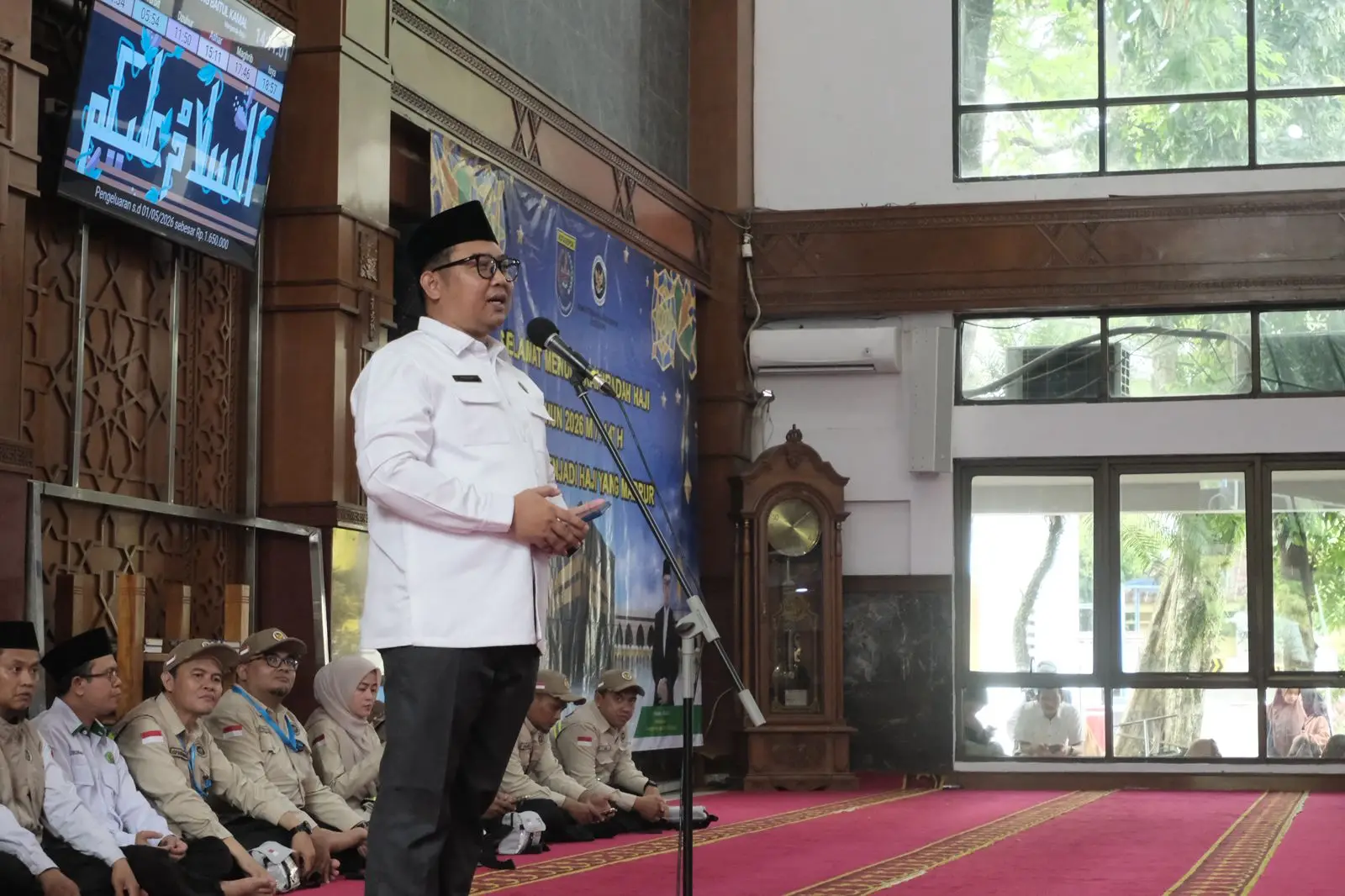 Tunggu Puncak Ibadah Haji, Kemenhaj Depok Imbau CJH Jaga Kesehatan dan Kartu Nusuk
