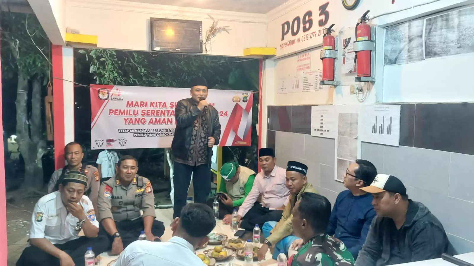 Polres Metro Depok Menilai Pos Kamling  RT 003 RW 006 Ratujaya