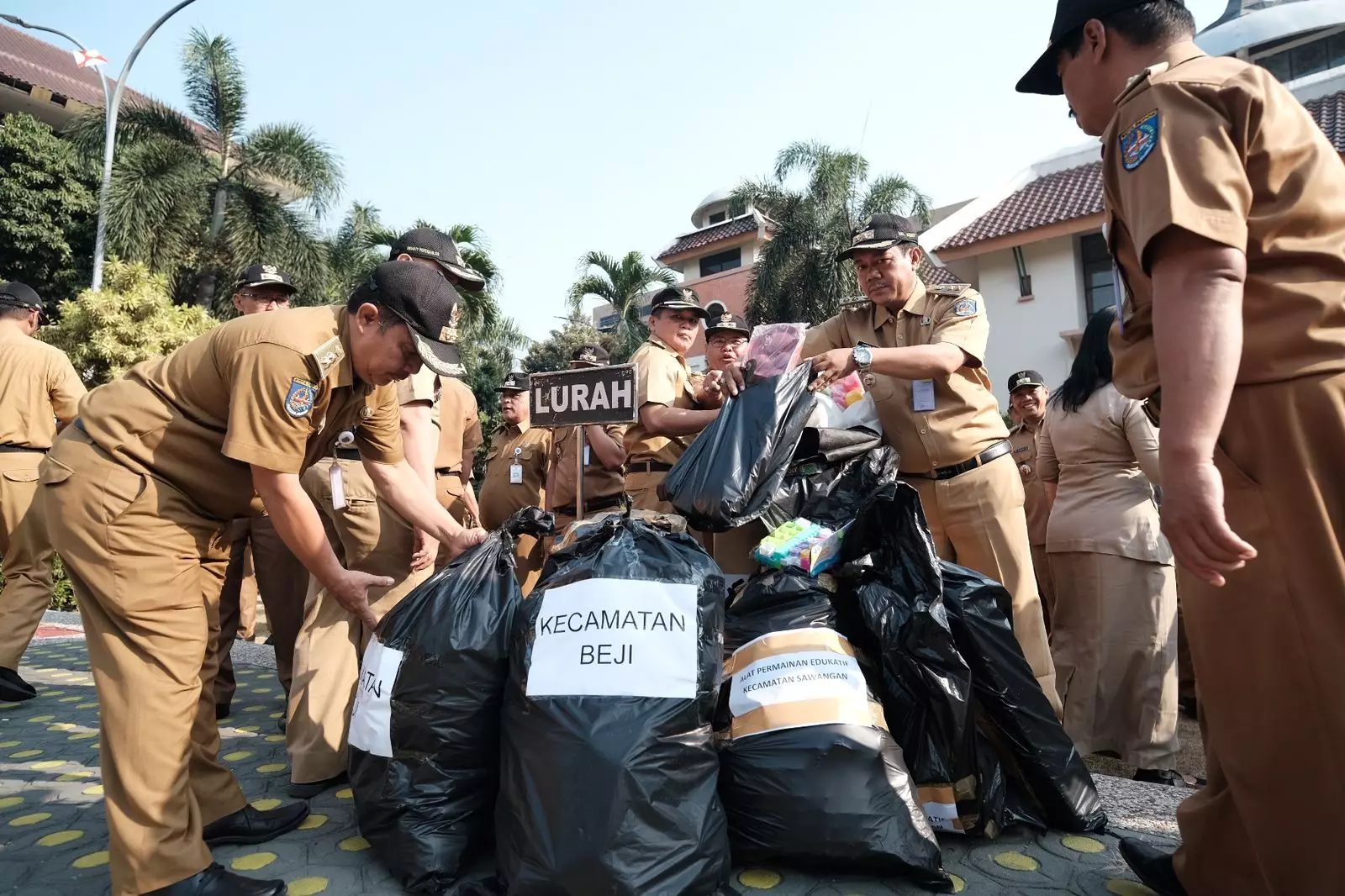 Dukung Kota Layak Anak, Kecamatan Beji Kumpulkan Puluhan Alat Bermain
