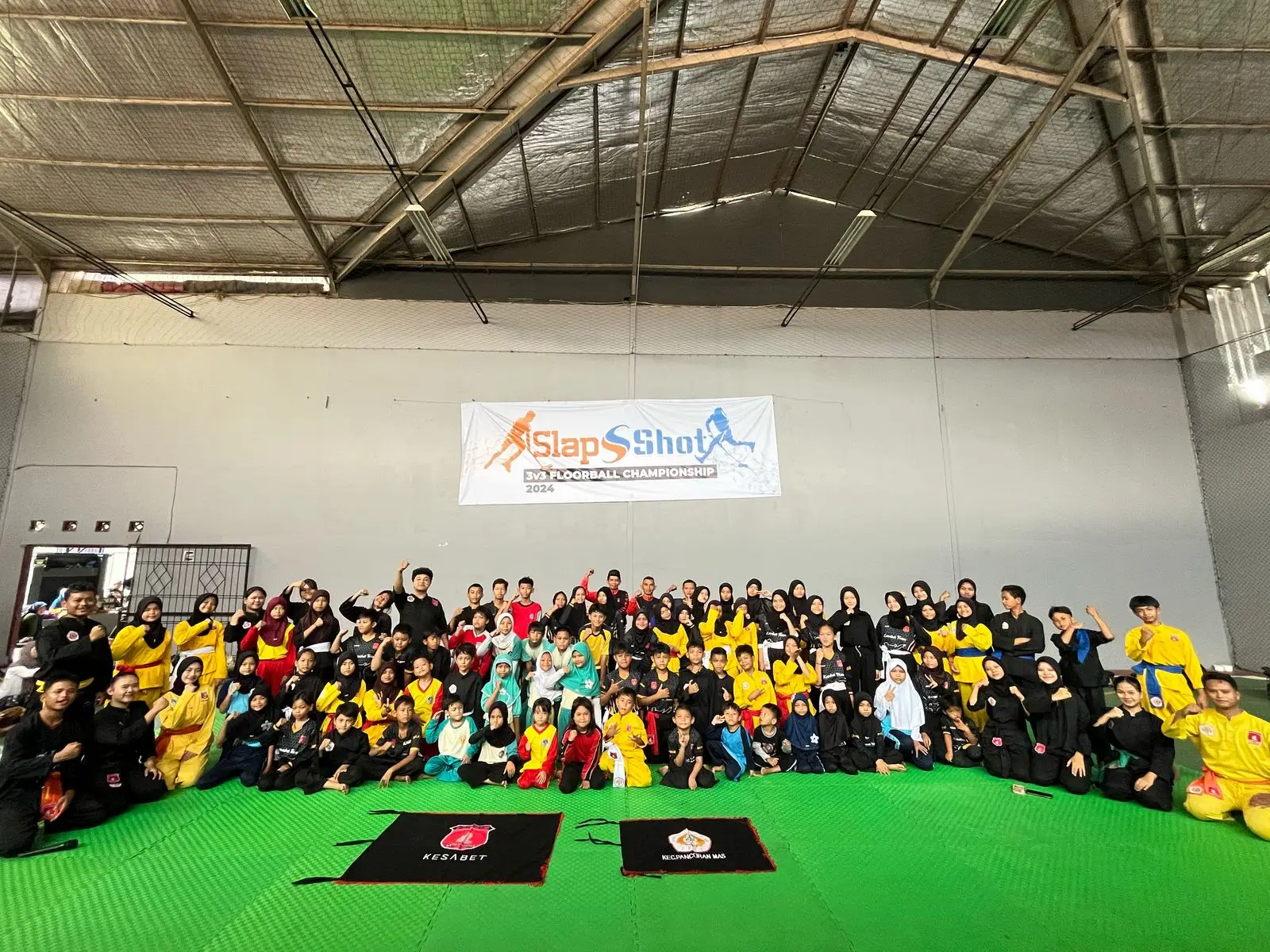 Lestarikan Seni Pencak Silat, Ratusan Pesilat Sanggar Kesabet Ikuti Latihan Gabungan