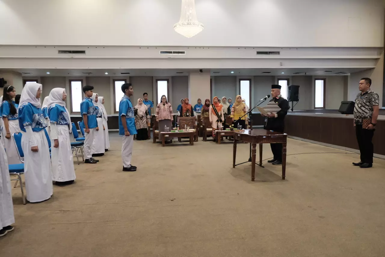 Wali Kota Depok Lantik Pengurus Forum Anak Kota Depok Periode 2024-2026