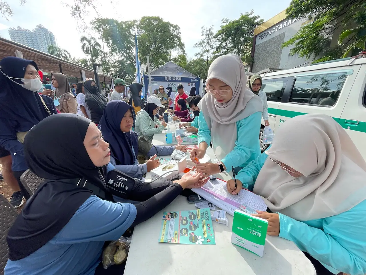Kampanye TOSS TBC, Dinkes Depok Gelar Pemeriksaan Kesehatan Gratis