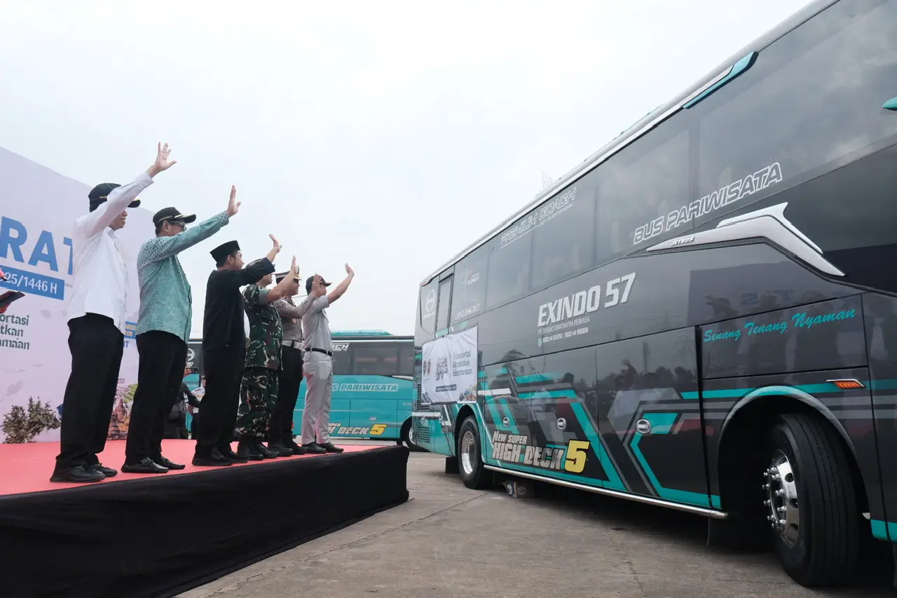 Puluhan Bus Mudik Gratis Lebaran 2025 Dilepas Dari Terminal Jatijajar