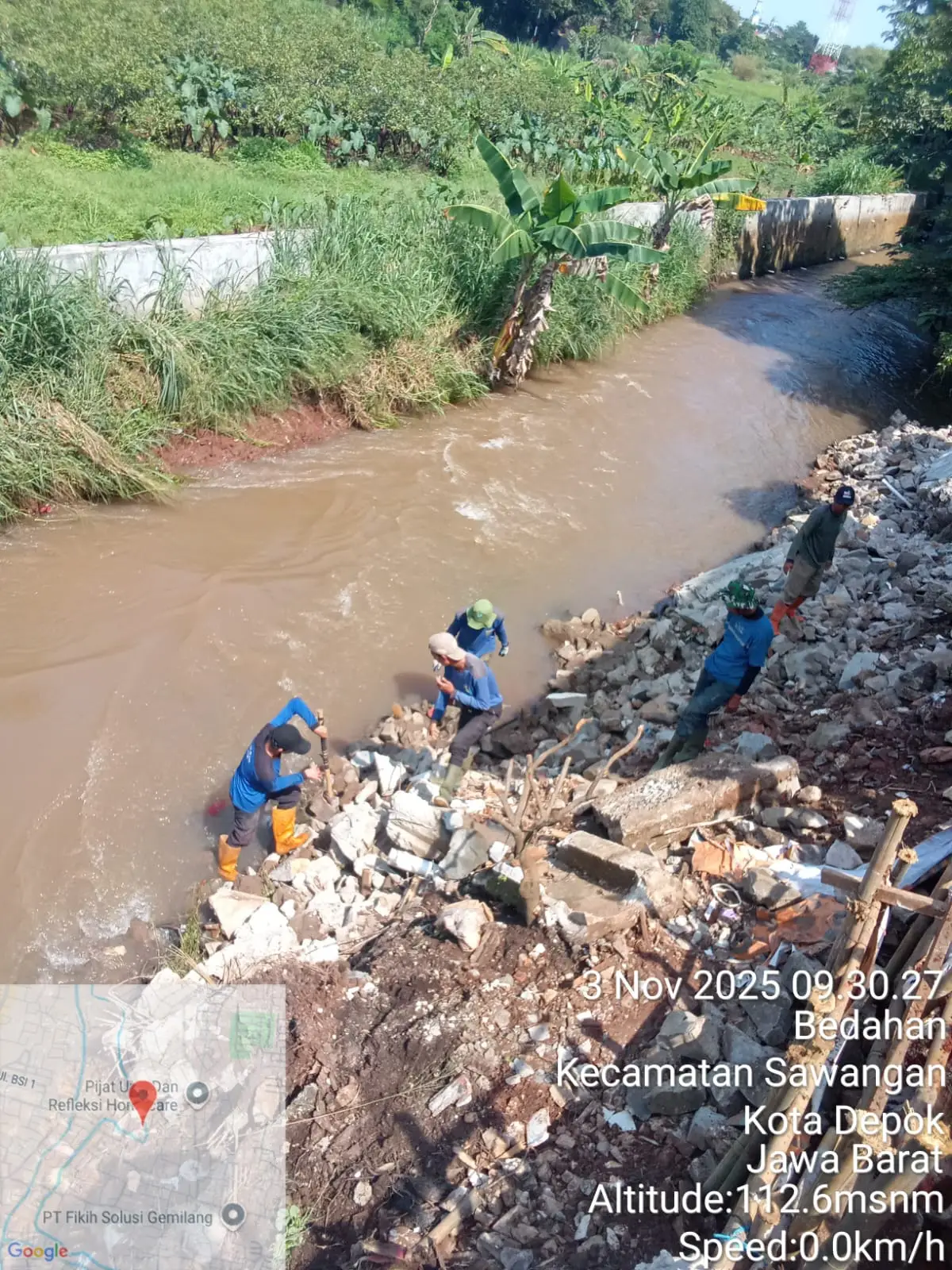 DPUPR Depok Kerahkan Satgas Tangani Longsor di Kali Caringin