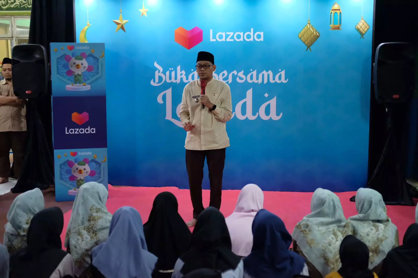 Hadiri Kegiatan Berbagi Paket Lebaran, Bang Imam Semangati Anak-anak Yayasan Fathul Khair