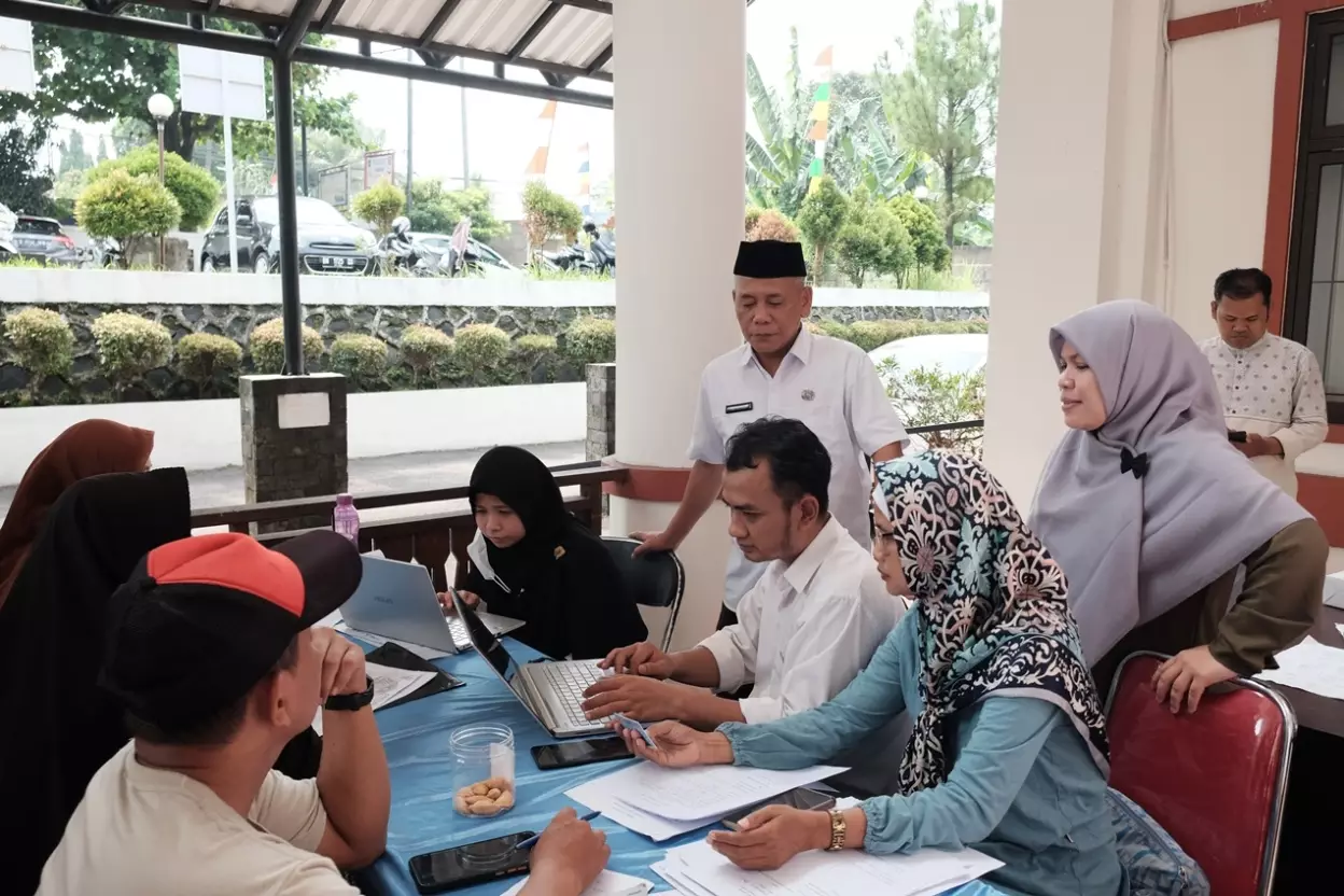 Warga Tapos Daftarkan Diri pada Program WUB 2023
