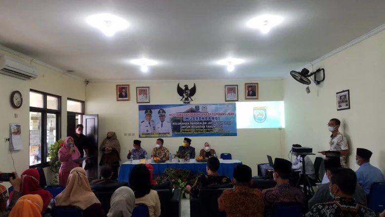 Tahun Depan, Kelurahan Pangkalan Jati Prioritaskan Pembuatan Turap dan Perbaikan Jalan