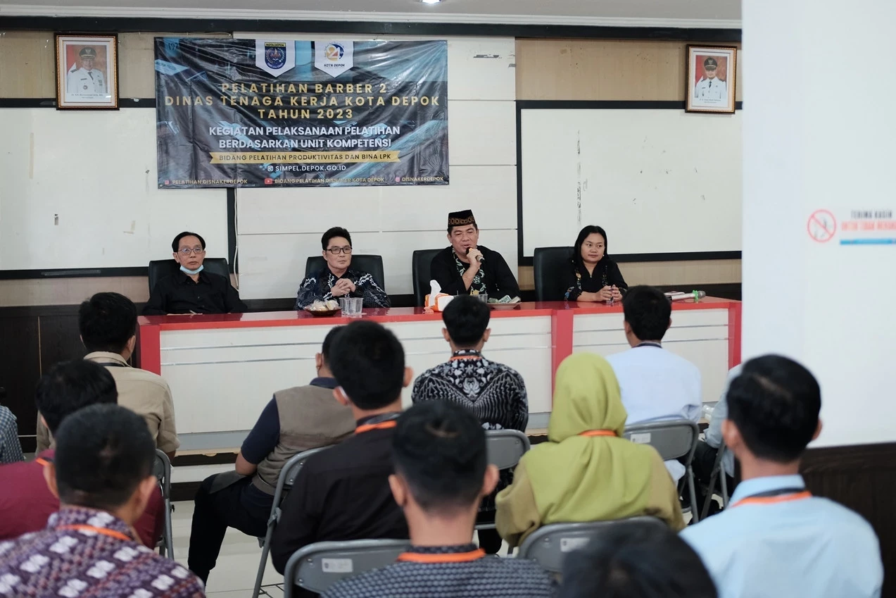 Sekretaris Disnaker Minta Peserta Pelatihan Barber Miliki Komitmen dan Tekad