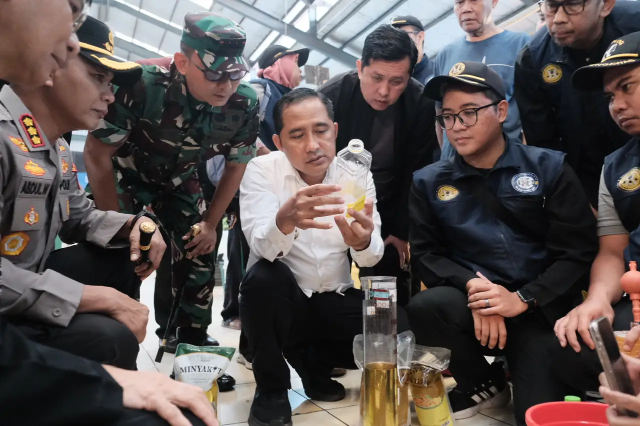 Sidak ke Pasar Sukatani, Wakil Wali Kota Depok Cek Takaran Minyakita